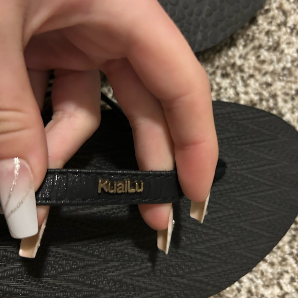 sandals - Picture 2 of 2
